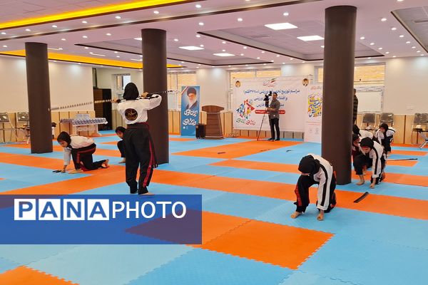 ایجاد انگیزه در دانش‌آموزان ورزشکار با سالن ورزشی مناسب