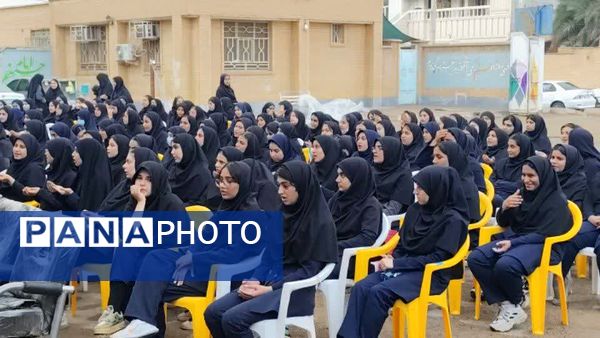 نواختن زنگ هفته کتاب و کتابخوانی در کارون