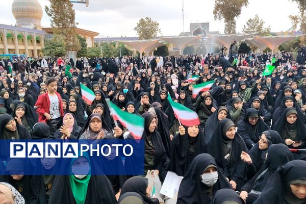 تجدید میثاق بانوان فارس با حریم عفاف و حجاب