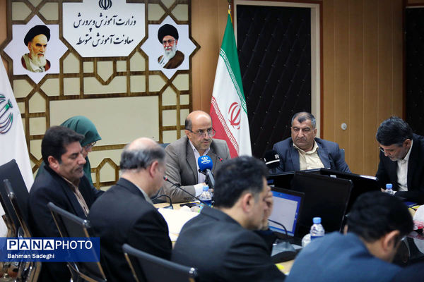 اولین جلسه دبیرخانه اجرایی الگوی مدرسه تراز سند تحول بنیادین