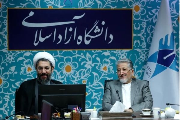 در زمان جنگ 12 روزه دانشگاه را تعطیل نکردیم