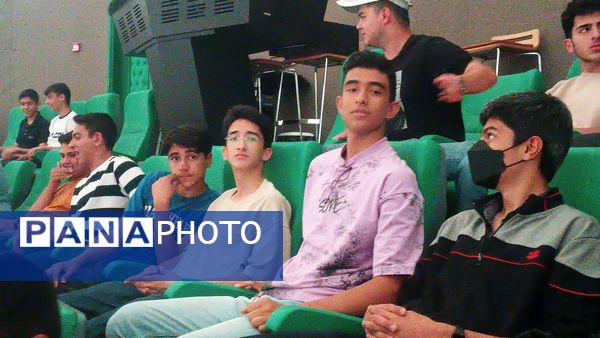 بازدید دانش‌آموزان دبیرستان شاهد ابوذر غفاری نیشابور از افلاک نمای نیشابور