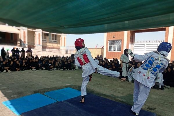برگزاری المپیاد ورزشی درون مدرسه‌ای در مدرسه علامه مجلسی شهرستان پیشوا