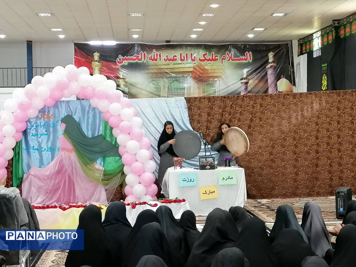 مراسم ولادت حضرت فاطمه(س)در حسینیه حسینی روستا ارغا شهرستان خلیل آباد 