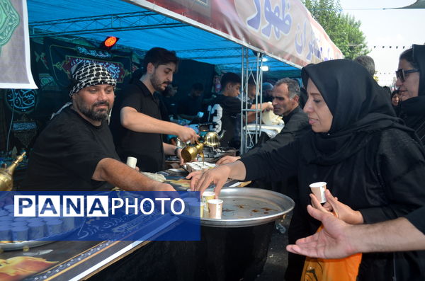 تجمع بزرگ جاماندگان اربعین در تهران