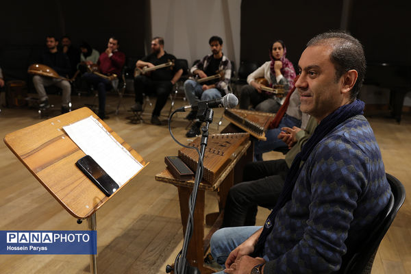 تمرین ارکستر سازهای ایرانی با عنوان «راهی بزن»