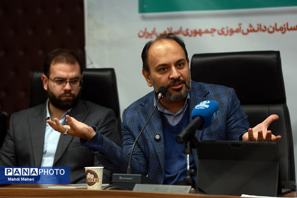 اولین نشست کارگروه تدوین سند دوازدهمین دوره مجلس دانش‌آموزی
