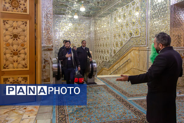 آیین معنوی اعتکاف در حرم مطهر رضوی- ۱