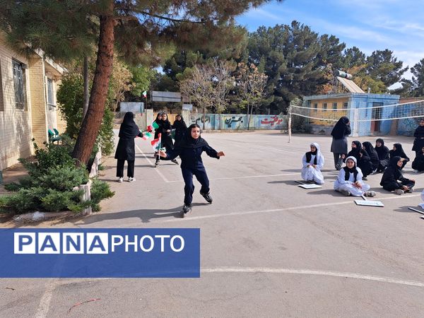 المپیاد ورزشی درون مدرسه ای در آموزشگاه تکتم باخرز