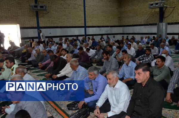 برگزاری نماز جمعه شهرستان گچساران به مناسبت هفته هلال احمر