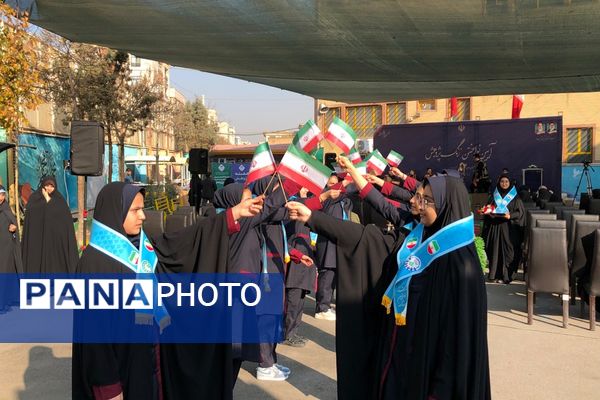 آیین نواختن زنگ پژوهش در ناحیه دو شهرری 