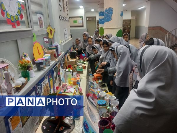 برپایی نمایشگاه هفته پژوهش در مدارس رباط‌کریم