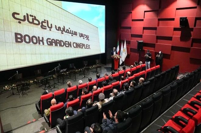 وقتی تاریکی به مبارزه با فرهنگ و سینما می‌رود 