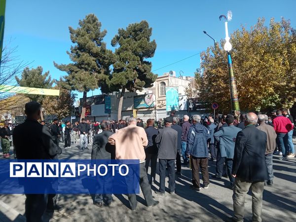 مراسم عزاداری شهادت حضرت فاطمه زهرا (س) در خیابان های نیشابور