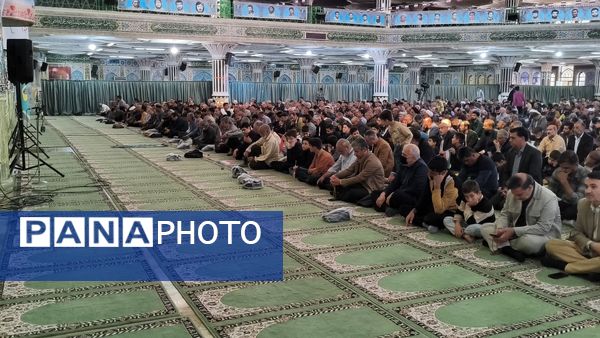 میعادگاه دانش‌آموزان با نماز جمعه