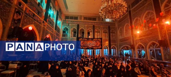 برگزاری مراسم شب سوم عزاداری اباعبدالله(ع) در تکیه ابوالفضلی نیشابور