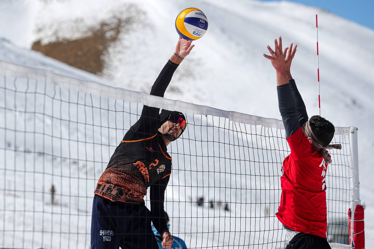 ایران میزبان اولین دوره مسابقات والیبال برفی قهرمانی آسیا شد