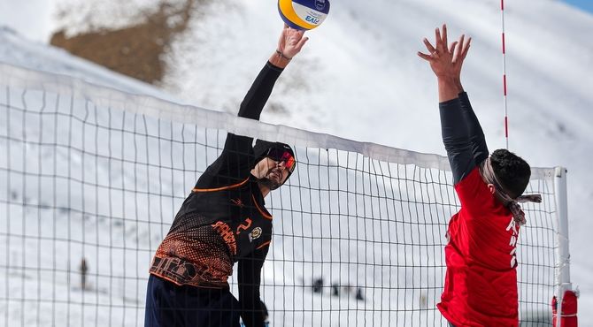 ایران میزبان اولین دوره مسابقات والیبال برفی قهرمانی آسیا شد