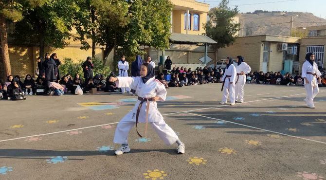 مدرسه مکانی برای تولد قهرمانان آینده