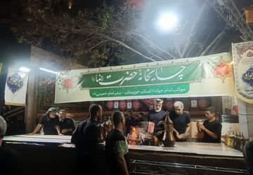 حال و هوای یکی از خیابان های مشهد در شب شهادت امام رضا (ع)