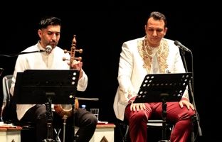 برگزاری کنسرت گروه قمر با صدای مصطفی جلالی‌پور در تالار وحدت