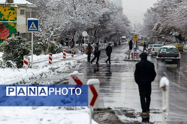بارش برف در مشهد