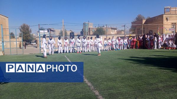افتتاحیه باشکوه المپیاد ورزشی درون مدرسهای در آموزشگاه معرفت کوهدشت