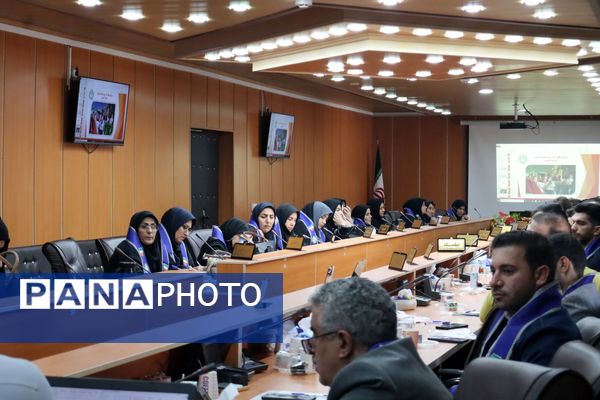 نشست شورای برنامهریزی و هماندیشی سازمان دانشآموزی استان لرستان