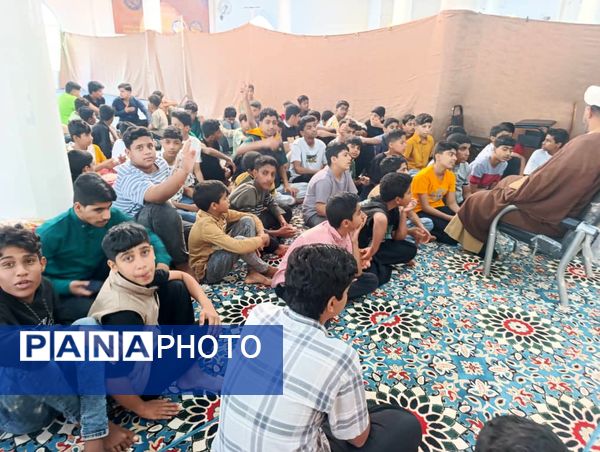 مراسم اعتکاف دانش‌آموزی در مسجد نور سندرک