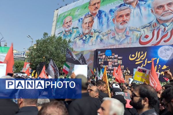 تشییع پیکر شهدای اقتدار در تهران ایران
