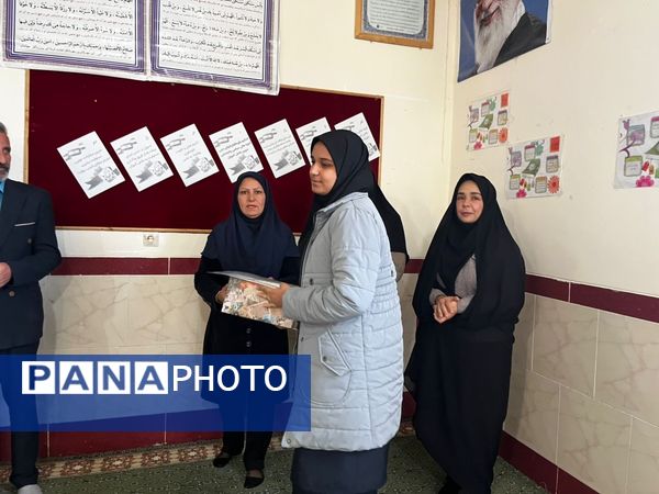 تجلیل از برگزیدگان مسابقات قرآنی 