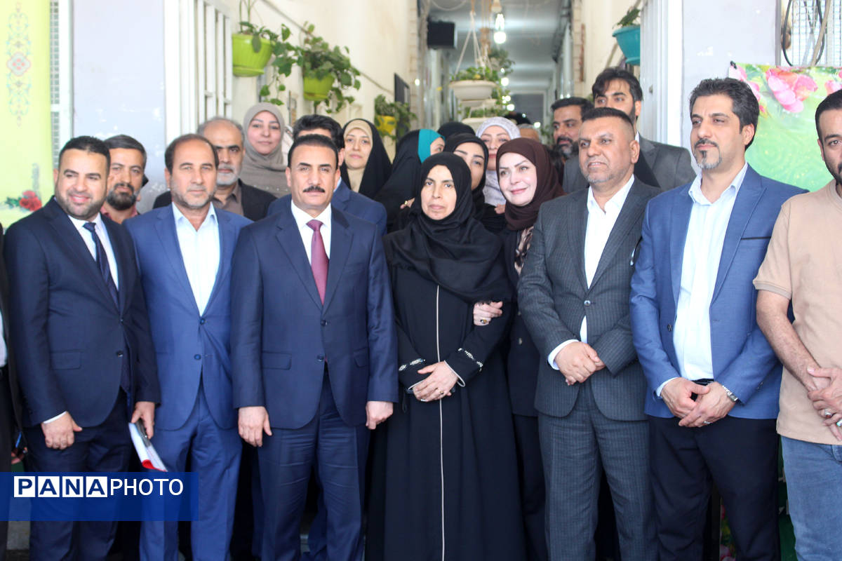 بازدید وزیر آموزش و پرورش عراق از یک مدرسه در قم