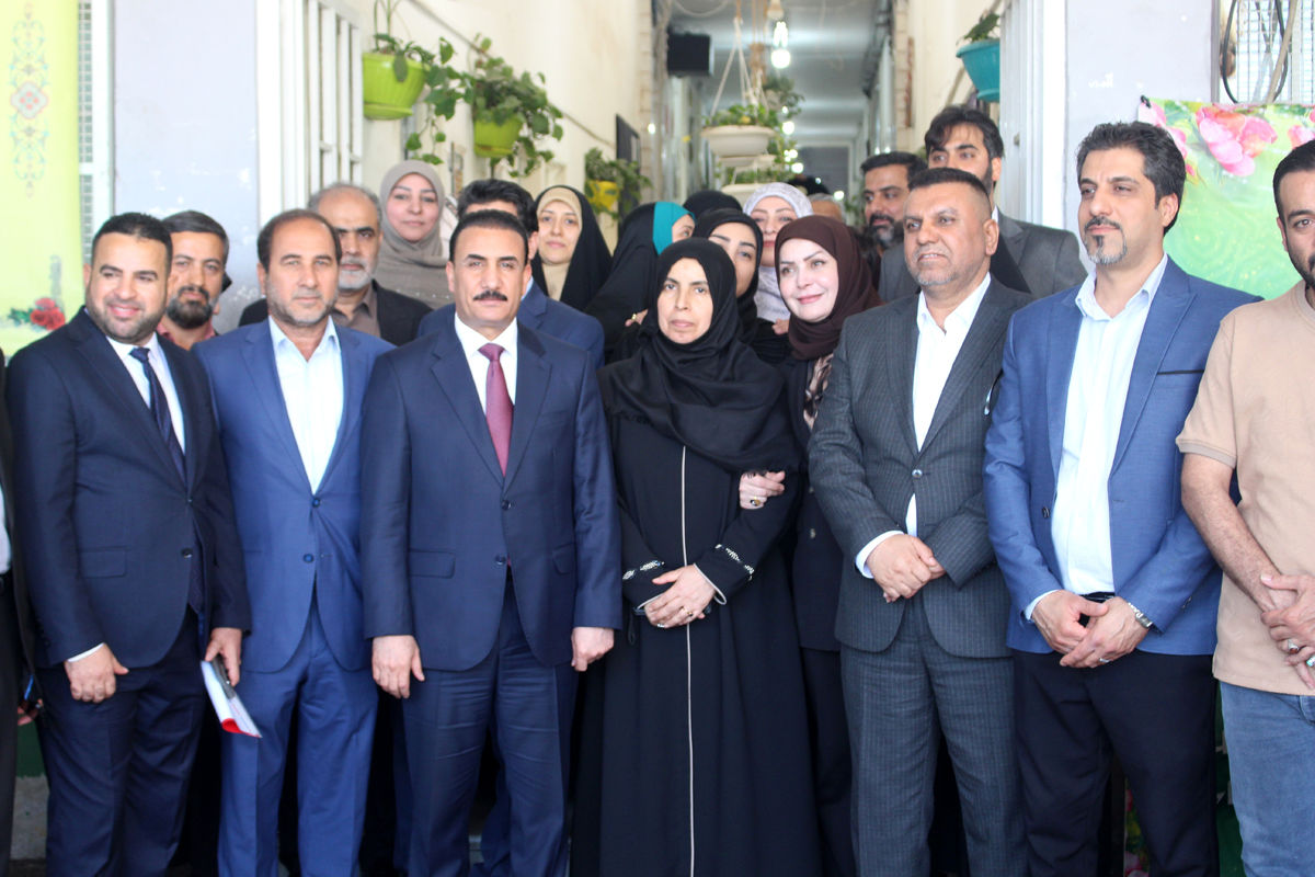 بازدید وزیر آموزش و پرورش عراق از یک مدرسه در قم