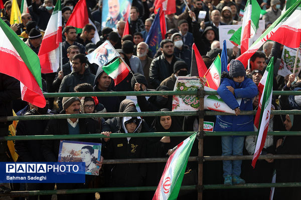 سخنرانی رئیس جمهوری در راهپیمایی ۲۲ بهمن ۱۴۰۳
