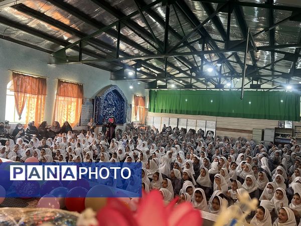 جشن شاد روز کودک در دبستان احمد کاظمی ۲ همراه با مسابقات جذاب 