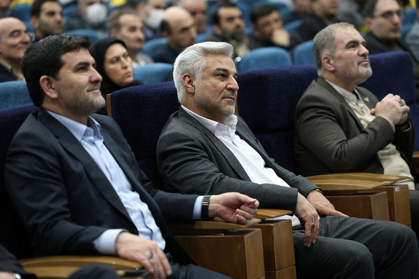 مراسم افتتاح ۳ سامانه تجزیه هوشمند برای انواع مرسولات پستی
