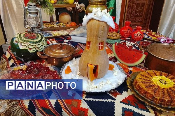 جلوه‌هایی از شکوه فرهنگ ایران باستان در دبیرستان شهدای محراب 