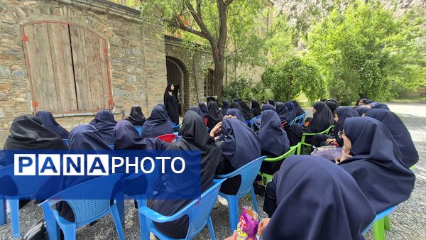 برگزاری اردوی عملی درس آمادگی دفاعی دانش‌آموزان در اردوگاه پنجعلی شازند