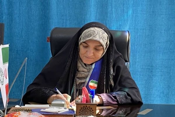 مهلت ارسال آثار به بیست و هفتمین کنگره سراسری شعر دفاع مقدس و مقاومت یزد تمدید شد