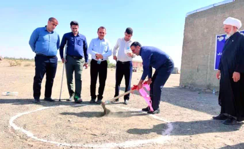 کلنگ آموزشگاه ۲ کلاسه شهید حیدری روستای چاه‌عید قلعه‌گنج زده شد