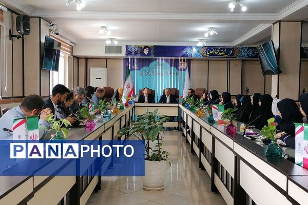 نشست فعالین پانا شهریار با مدیر جدید اداره آموزش و پرورش