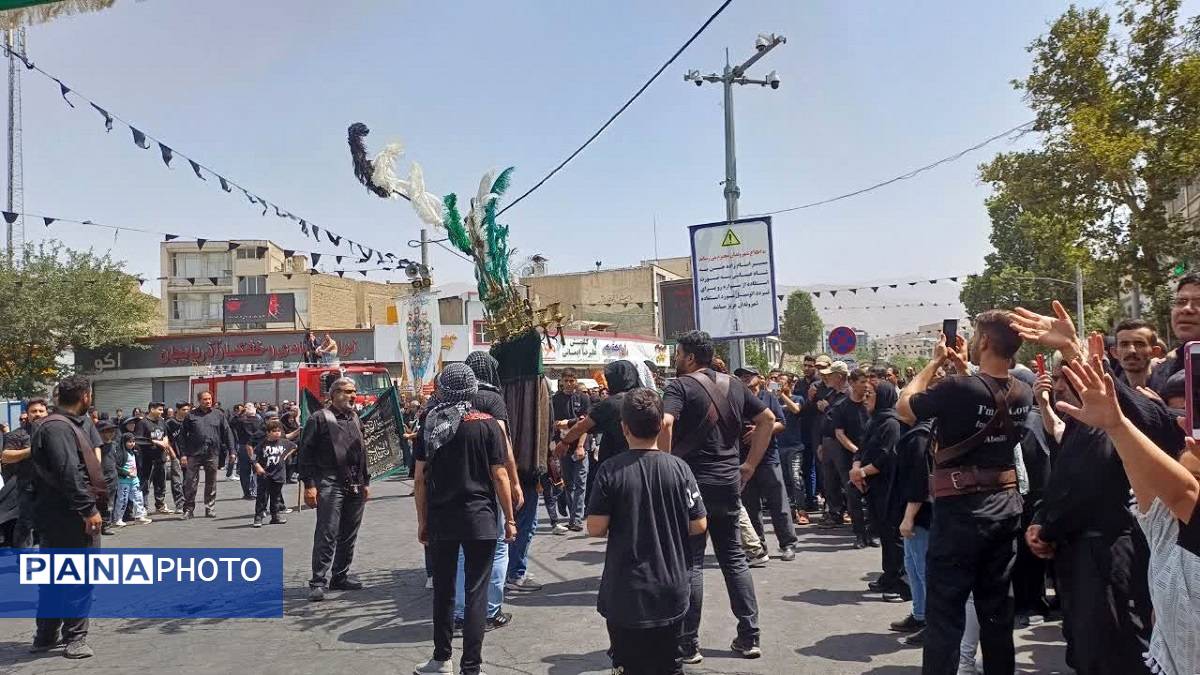 مراسم باشکوه ظهر عاشورا در امامزاده حسن کرج