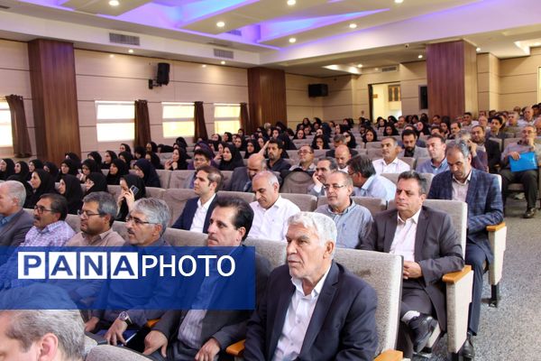 گردهمایی مدیران مدارس ناحیه 2 تبریز
