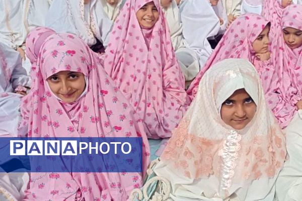 برگزاری طرح مصباح الهدی و نماز جماعت در دبستان شهید اول ۲ ناحیه یک شهرری