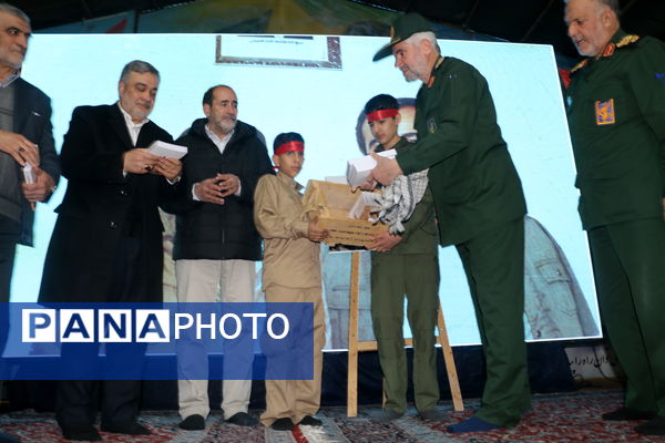  مراسم بزرگداشت سرداران شهیدحسین خرازی و رسول زرین