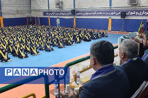 همایش بزرگ هزار نفری یاوران انقلاب و پیشتازان مقاومت در شهر جدید پرند