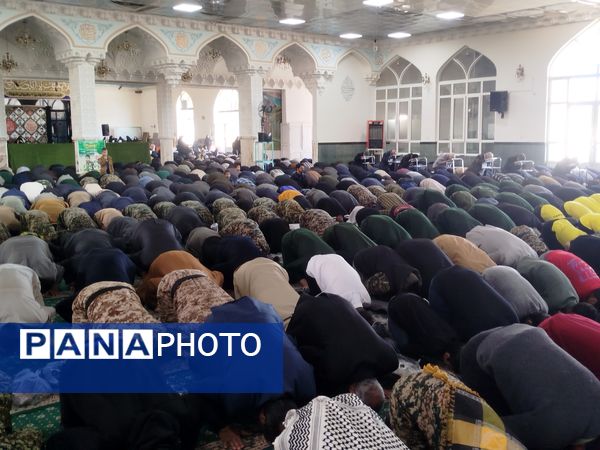  نماز جمعه شهرستان کاشمر با حضور پیکر شهید گمنام 