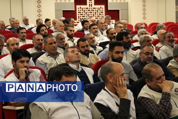 گردهمایی مسئولان ستادی و دبیران کانون‌های خدمت رضوی