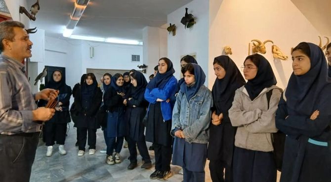 بازدید دانش‌آموزان‌ دبیرستان امین اصغری  ازدانشگاه گیلان