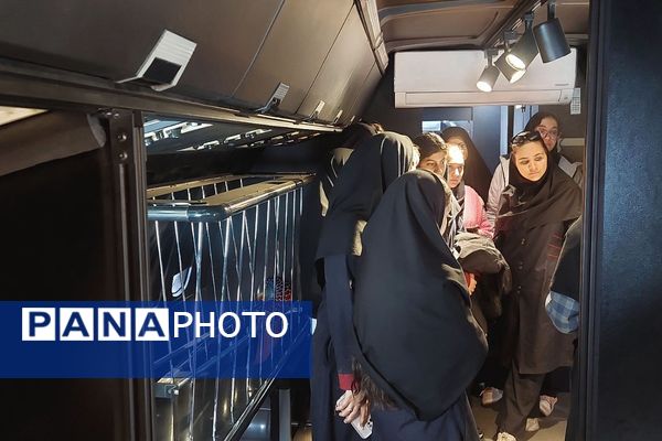 بازدید علمی دانش‌آموزان کهریزک از پارک علم و فناوری پردیس